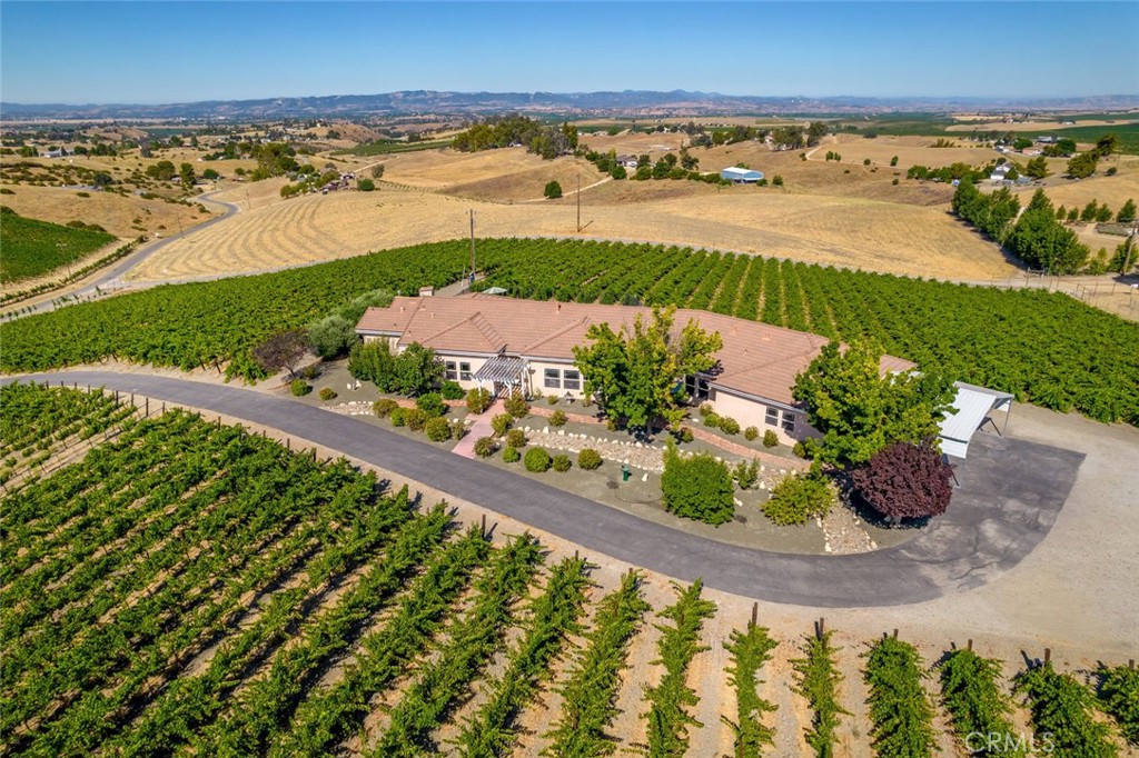 6172 Hawk Ridge Place San Miguel, CA 93451 - Photo 73 of 74 a view of a city and an ocean view