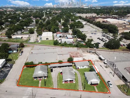 $545,000 | 1308 Hughes Street, Houston, TX 77023