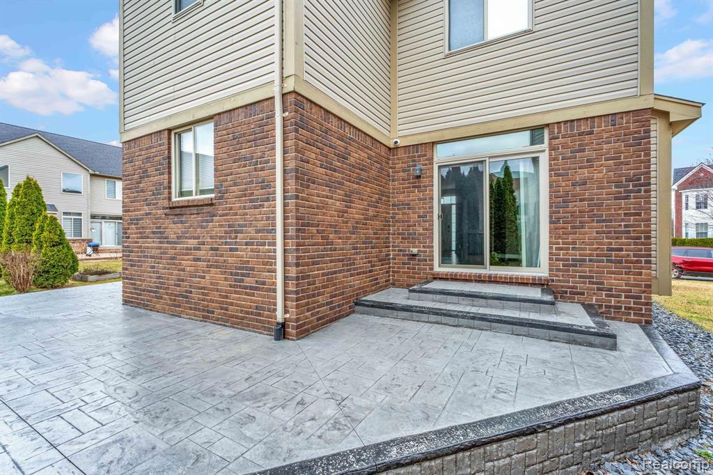 6736 Baker Utica, MI 48317 - Photo 48 of 53