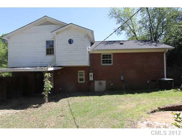 3020 Rea Road Charlotte, NC 28226 - Photo 3 of 11