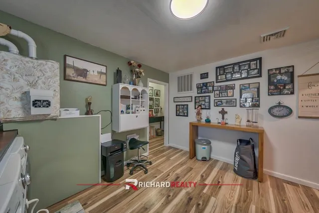 $375,000 | 420 North 9th Street Street West, Riverton, WY 82501