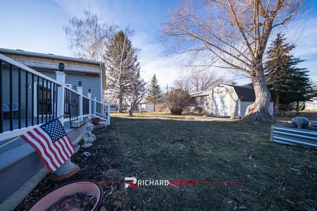 $375,000 | 420 North 9th Street Street West, Riverton, WY 82501