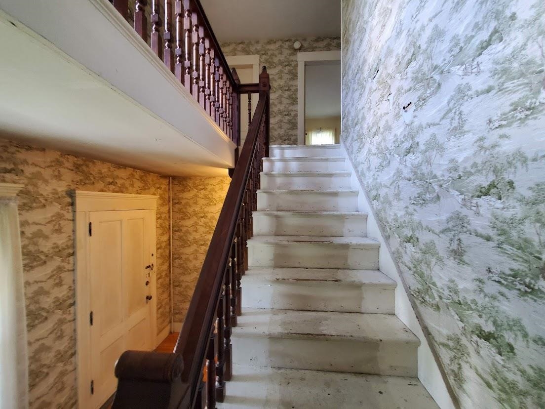 27 Seminary Hill Road Lebanon, NH 03784 - Photo 24 of 35