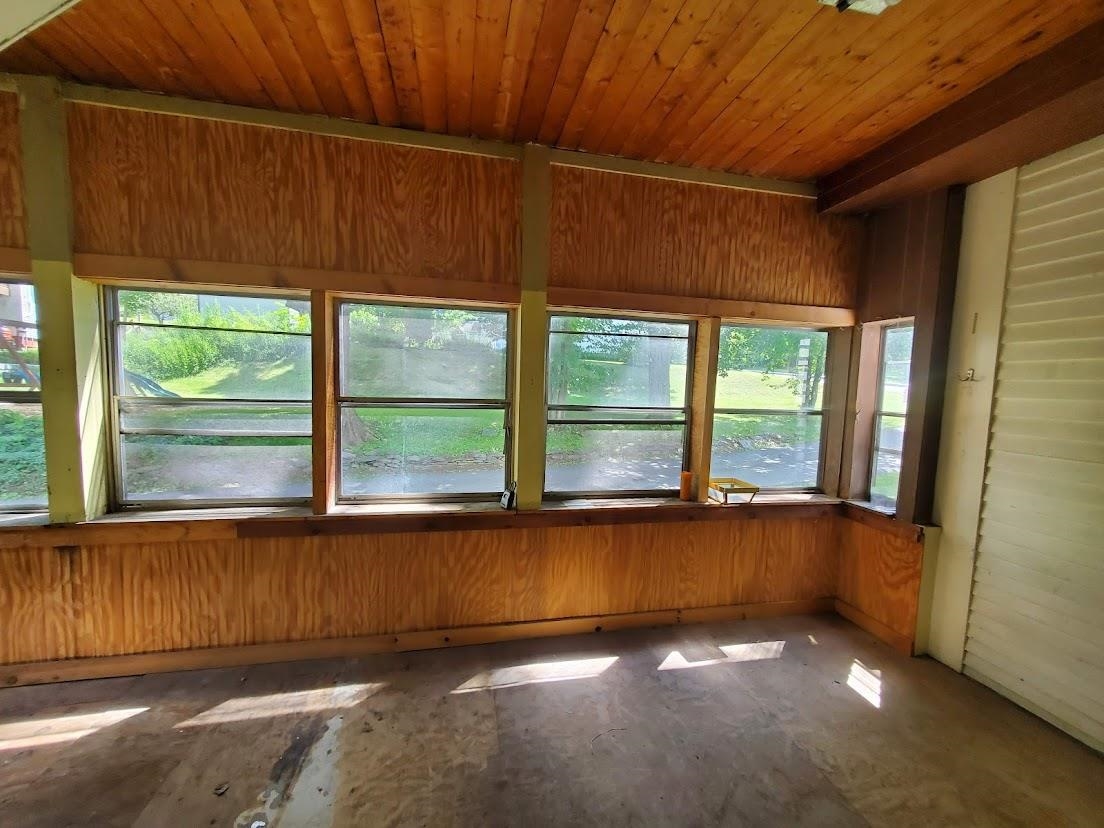 27 Seminary Hill Road Lebanon, NH 03784 - Photo 4 of 35