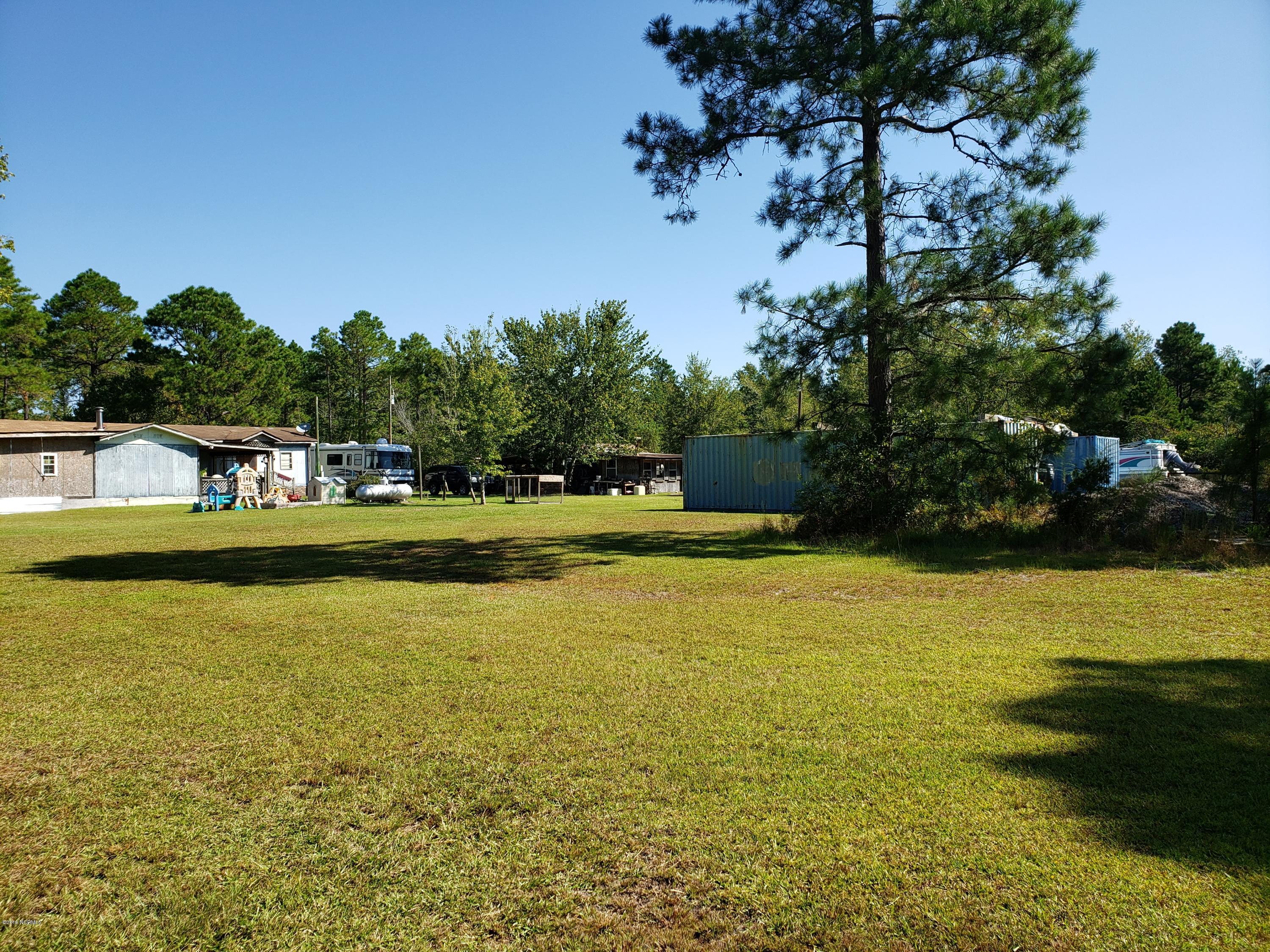 1088 Horseman Road Rocky Point, NC 28457 - Photo 8 of 14 rear