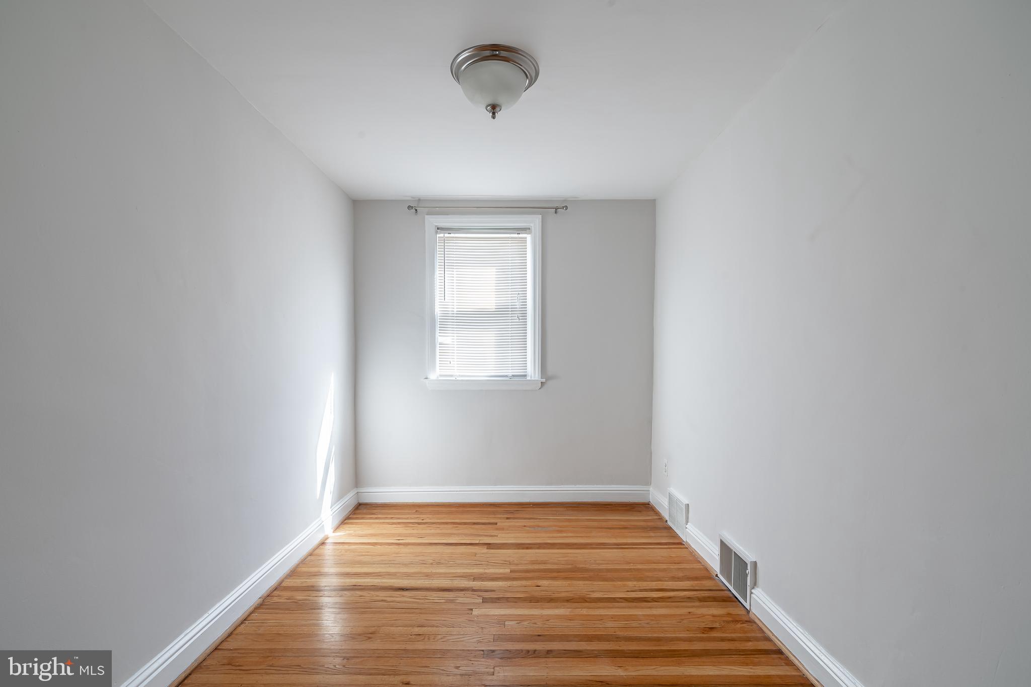 113 Woodbine Road Havertown, PA 19083 - Photo 12 of 18 3rd bedroom