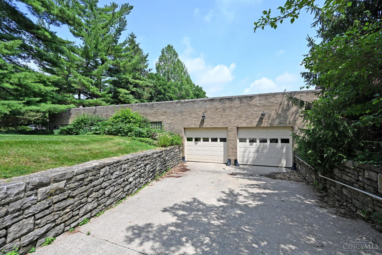 2380 Madison Road, Unit E2A Cincinnati, OH 45208 - Photo 48 of 50