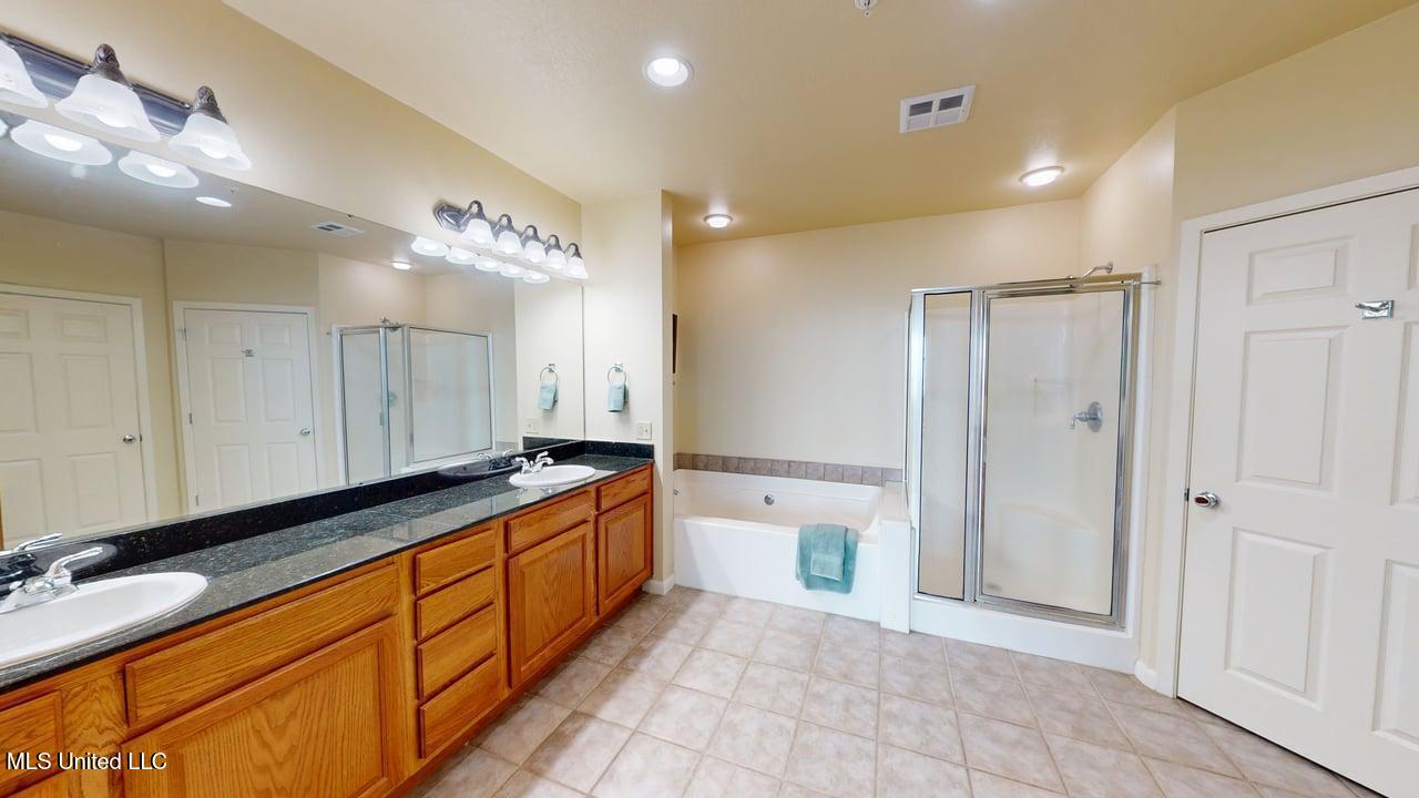 2230 Beach Drive, Unit P1405 Gulfport, MS 39507 - Photo 11 of 34 2230-Beach-Dr-08272025_140214
