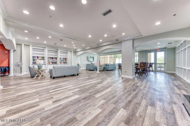 $528,900 | 2230 Beach Drive, Unit P1405, Gulfport, MS 39507