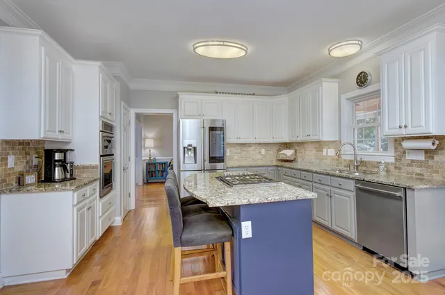 $689,000 | 12409 Willingdon Road, Huntersville, NC 28078