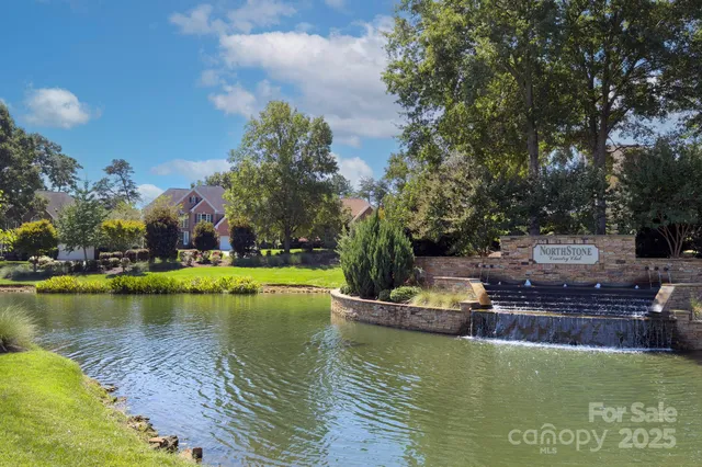 $689,000 | 12409 Willingdon Road, Huntersville, NC 28078