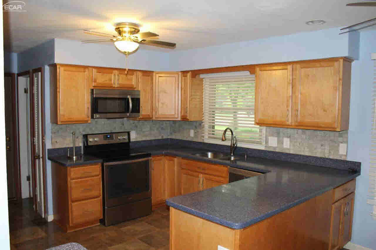 1488 North Dye Road Flint, MI 48532 - Photo 21 of 28 21203791-20.JPG
