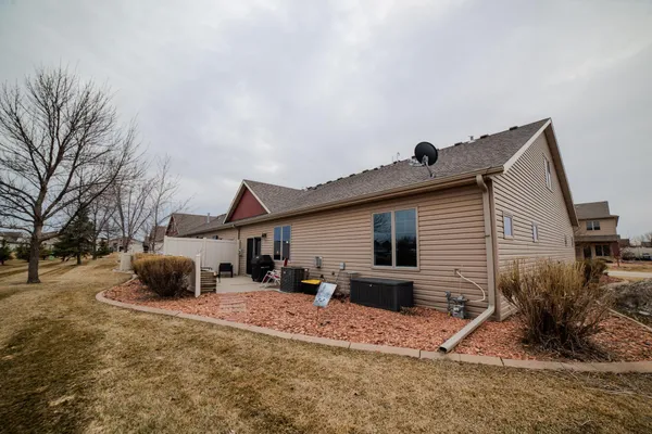 $405,000 | 412 19th Avenue West, Unit G, West Fargo, ND 58078