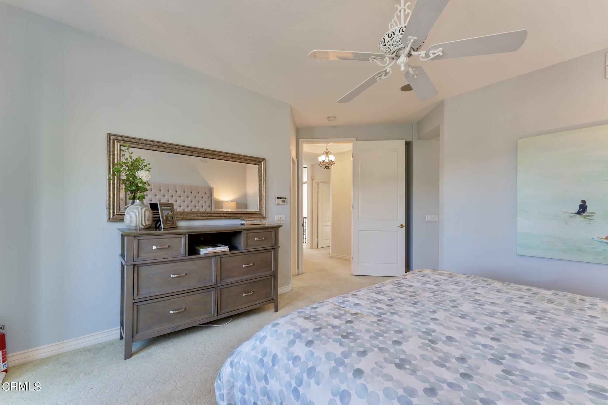 3658 Giddings Ranch Road Altadena, CA 91001 - Photo 32 of 53 a bedroom with a bed and a dresser