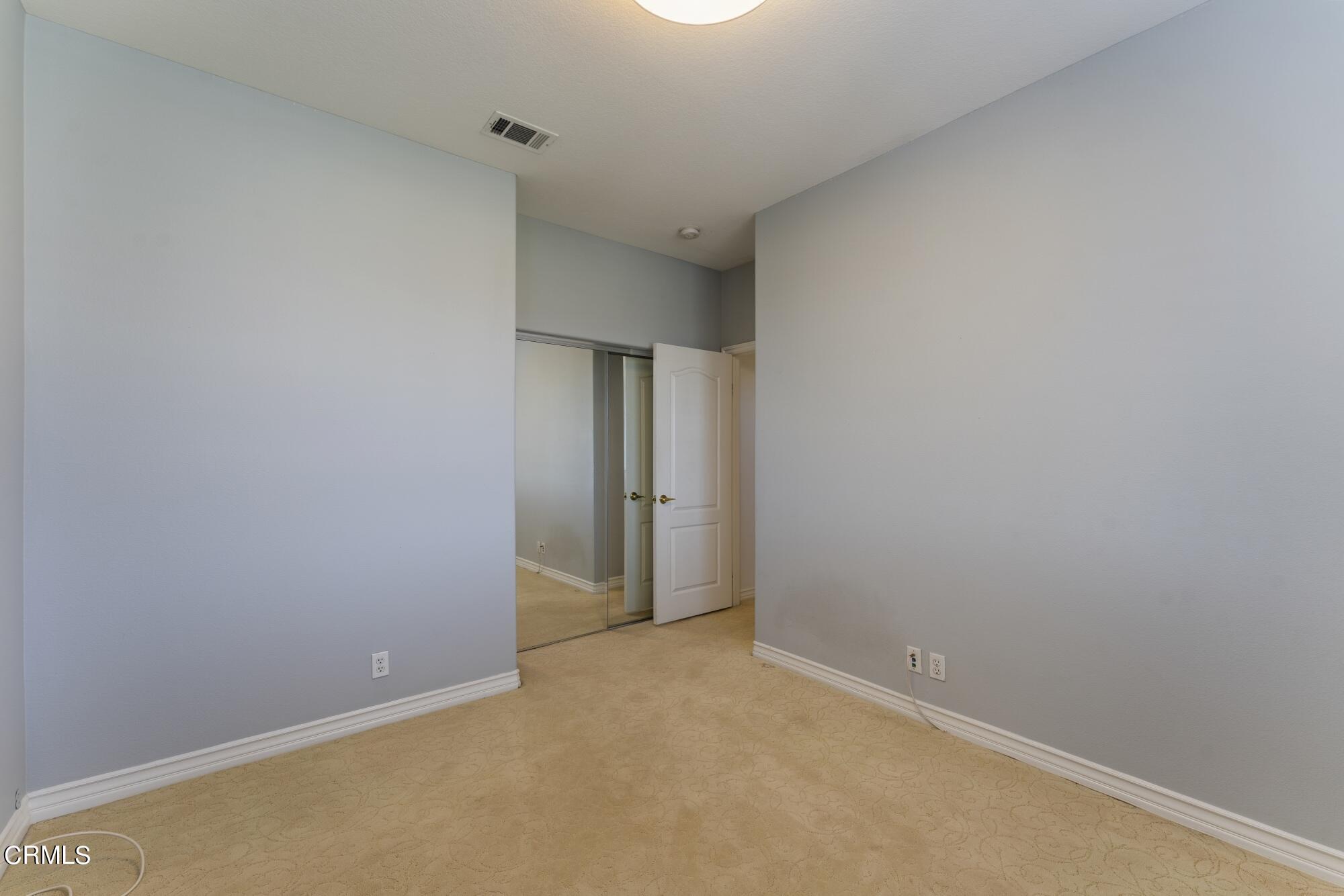 3658 Giddings Ranch Road Altadena, CA 91001 - Photo 42 of 53 a view of an empty room