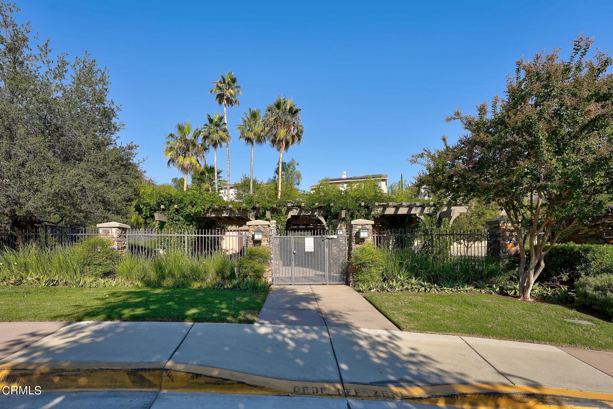3658 Giddings Ranch Road Altadena, CA 91001 - Photo 51 of 53 a view of a lake