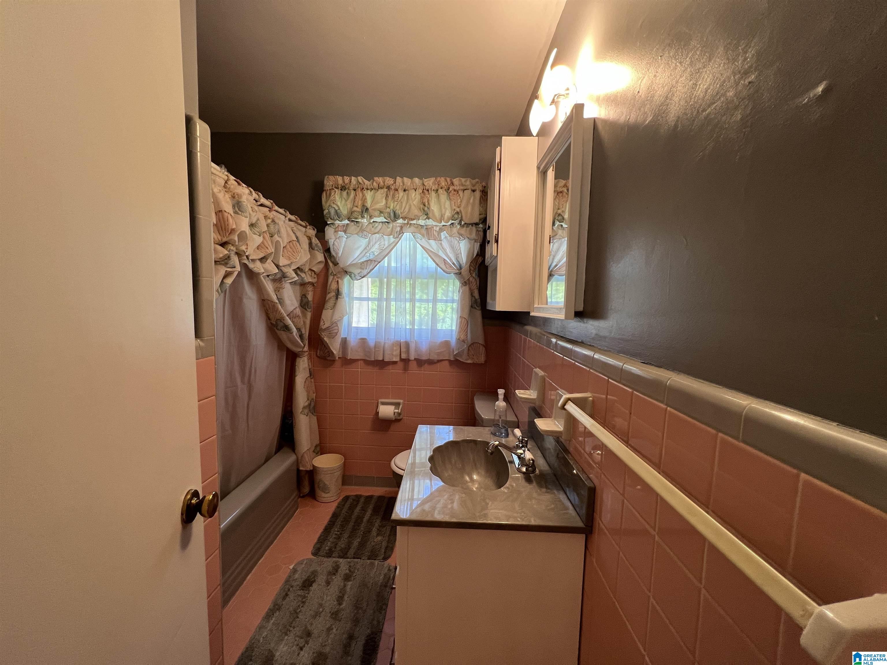 549 Camellia Road Birmingham, AL 35215 - Photo 15 of 30