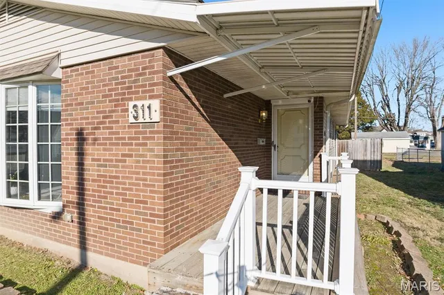 $180,000 | 311 Brown Avenue, Collinsville, IL 62234