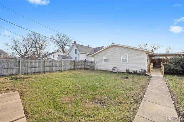 $180,000 | 311 Brown Avenue, Collinsville, IL 62234