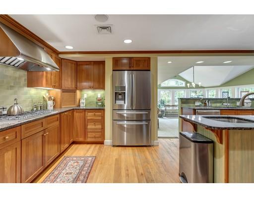 18 Upland Road Needham, MA 02492 - Photo 7 of 19 Gallery Image 7
