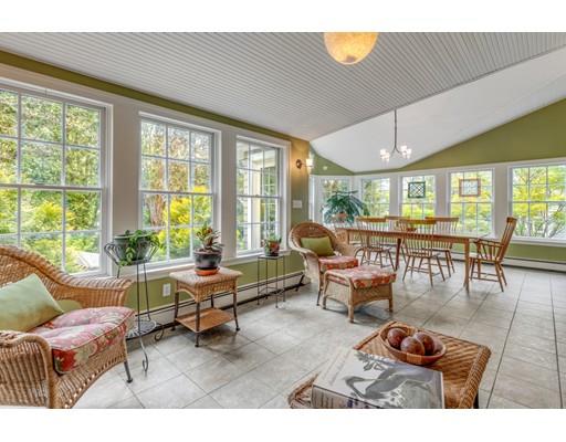 18 Upland Road Needham, MA 02492 - Photo 10 of 19 Gallery Image 10
