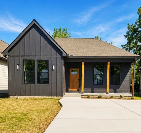 $349,900 | 319 Jackson Street, White Bluff, TN 37187