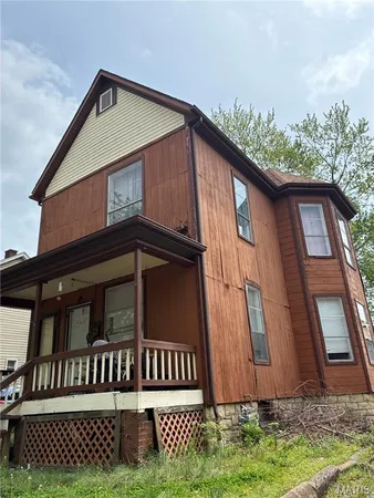 $8,000 | 2230 Benton Street, Granite City, IL 62040