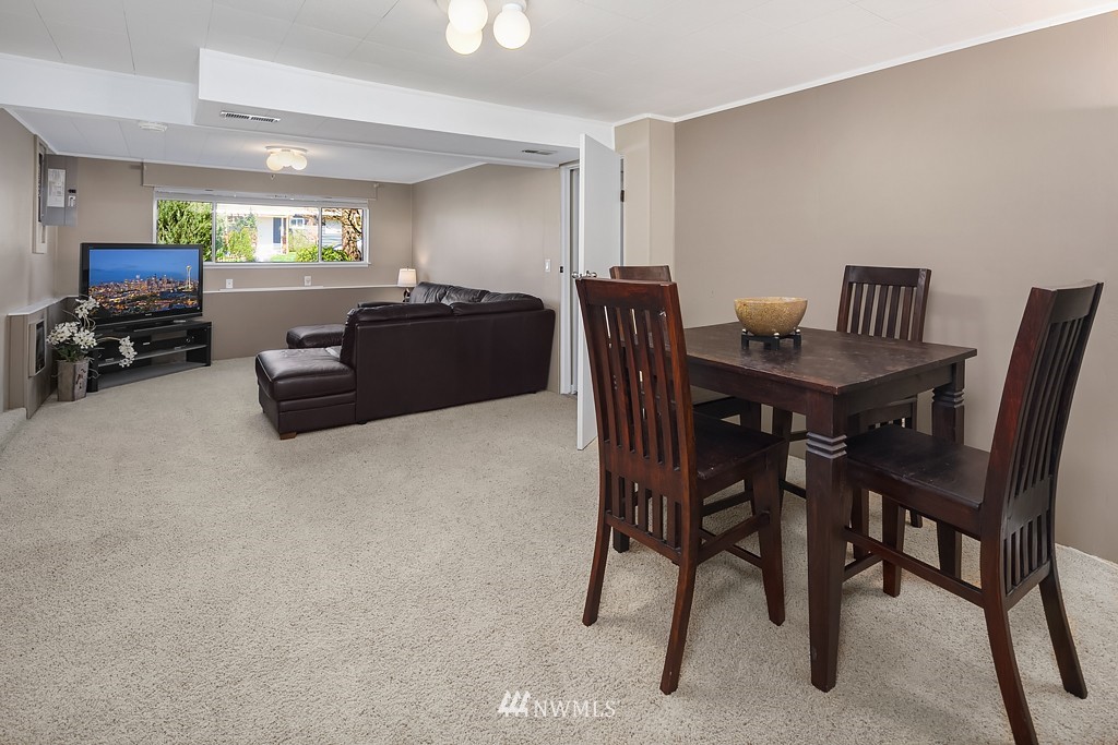 1105 North 29th Street Renton, WA 98056 - Photo 12 of 22
