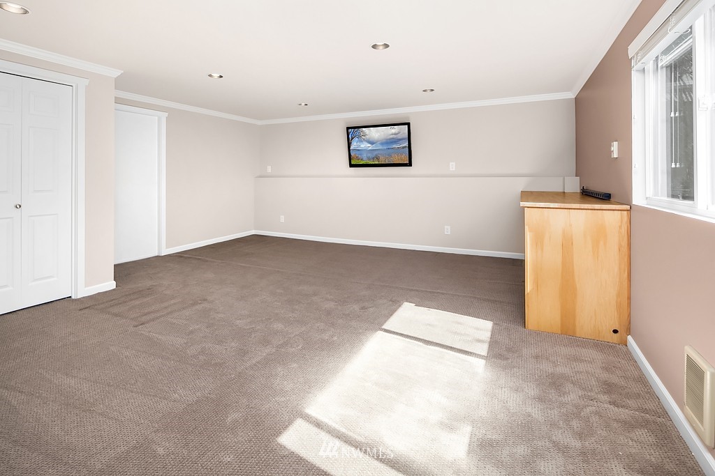 1105 North 29th Street Renton, WA 98056 - Photo 19 of 22