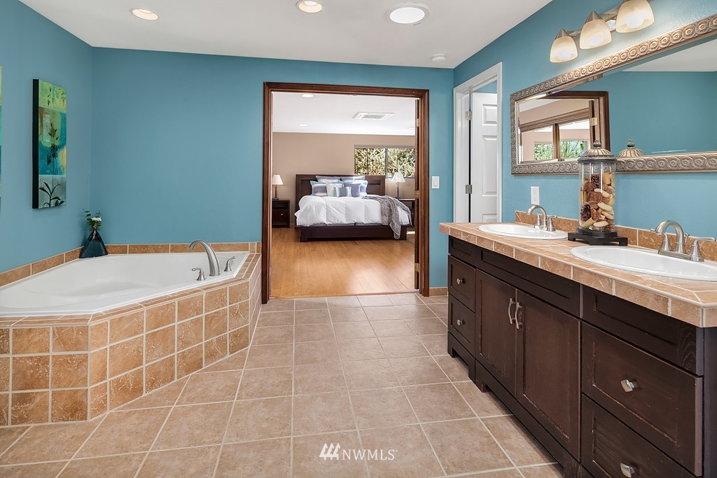 1105 North 29th Street Renton, WA 98056 - Photo 10 of 22