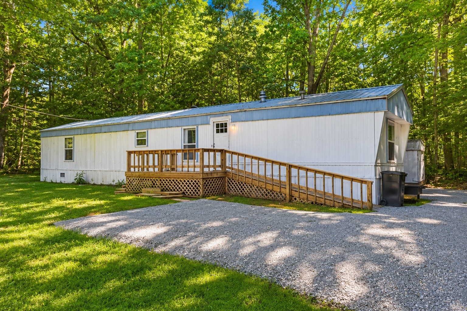 112 White Cemetery Road Wildersville, TN 38388 - Photo 1 of 22