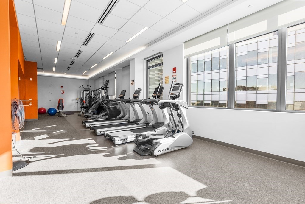 80-82 Fenwood Road, Unit 811 Boston, MA 02115 - Photo 26 of 38