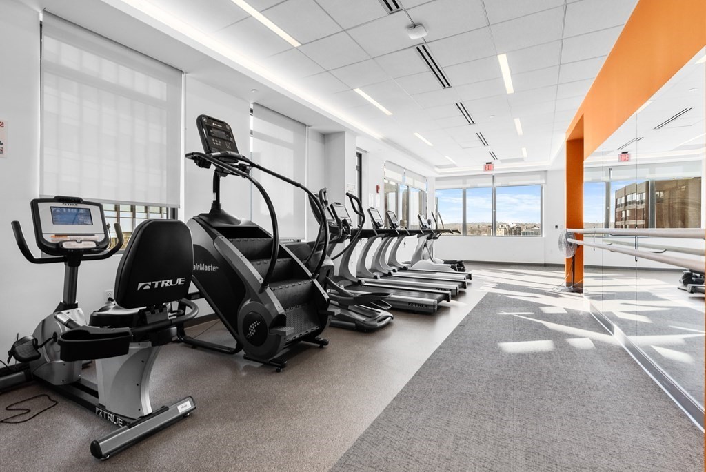 80-82 Fenwood Road, Unit 811 Boston, MA 02115 - Photo 27 of 38