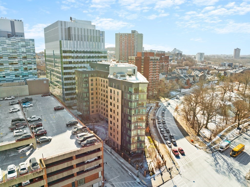 80-82 Fenwood Road, Unit 811 Boston, MA 02115 - Photo 31 of 38