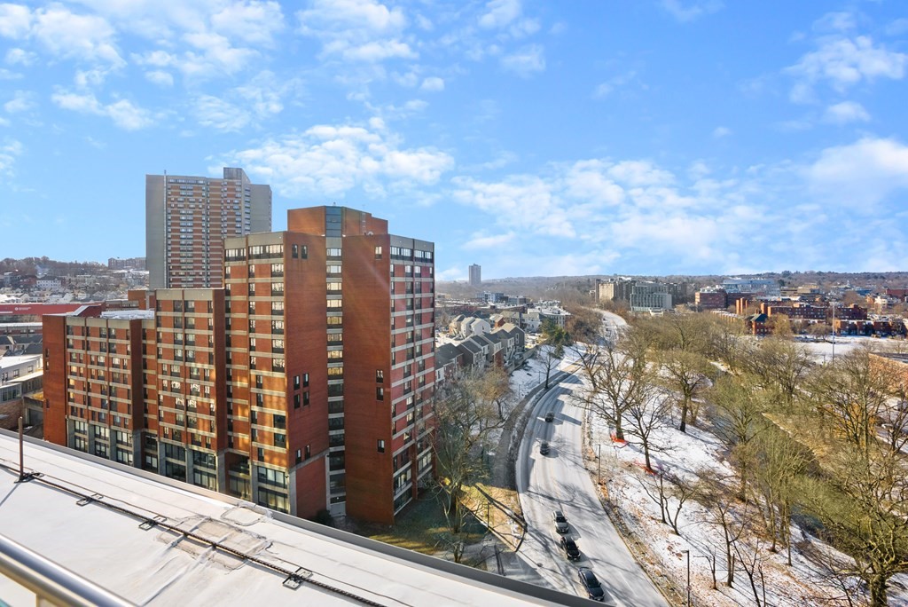 80-82 Fenwood Road, Unit 811 Boston, MA 02115 - Photo 33 of 38