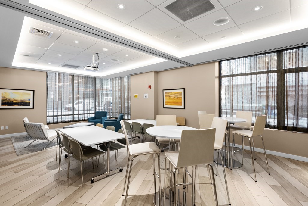 80-82 Fenwood Road, Unit 811 Boston, MA 02115 - Photo 35 of 38