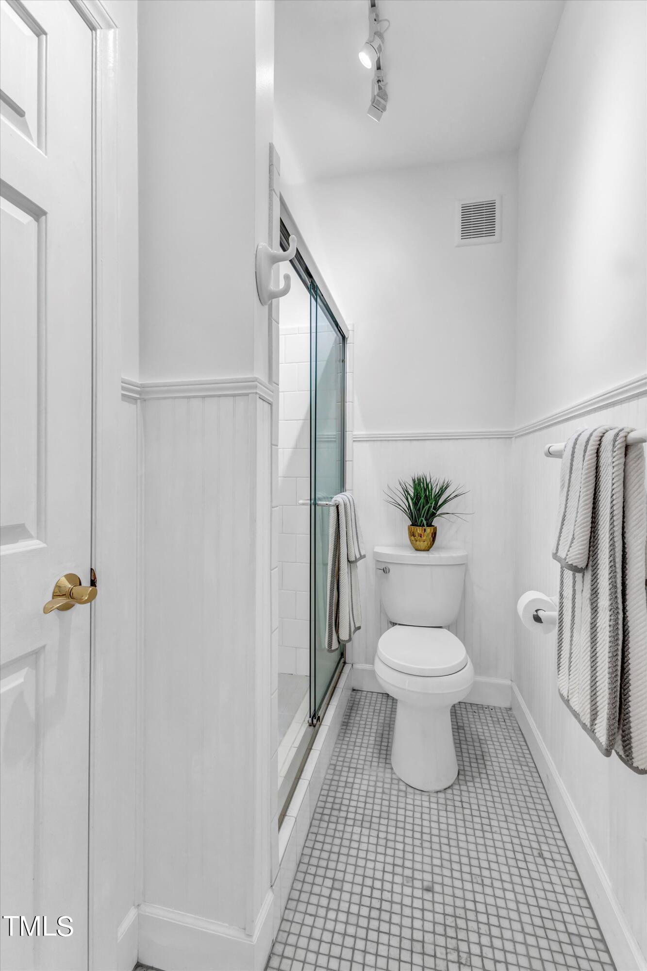 750 Washington Street, Unit 102 Raleigh, NC 27605 - Photo 39 of 44 45-TIM_1451