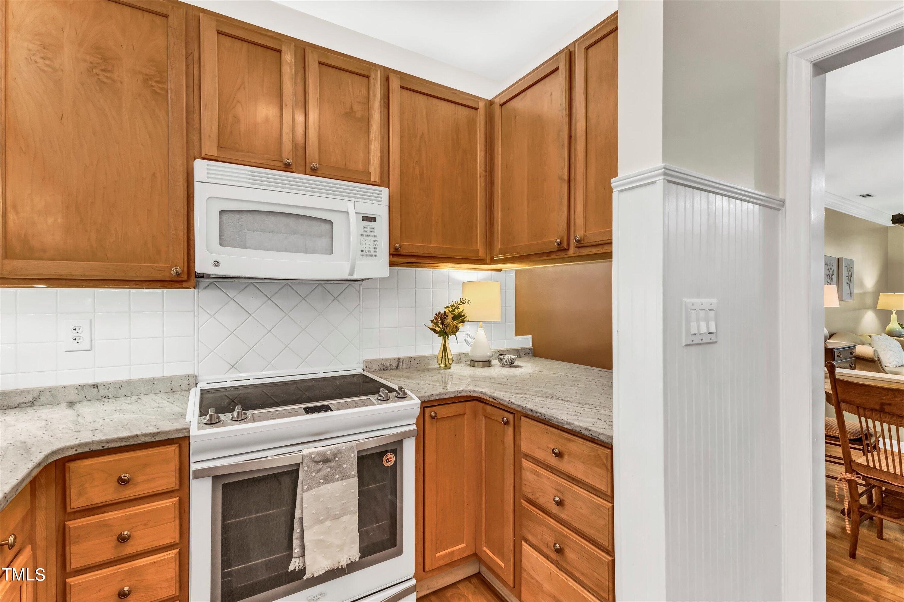 750 Washington Street, Unit 102 Raleigh, NC 27605 - Photo 8 of 44 18-TIM_1306