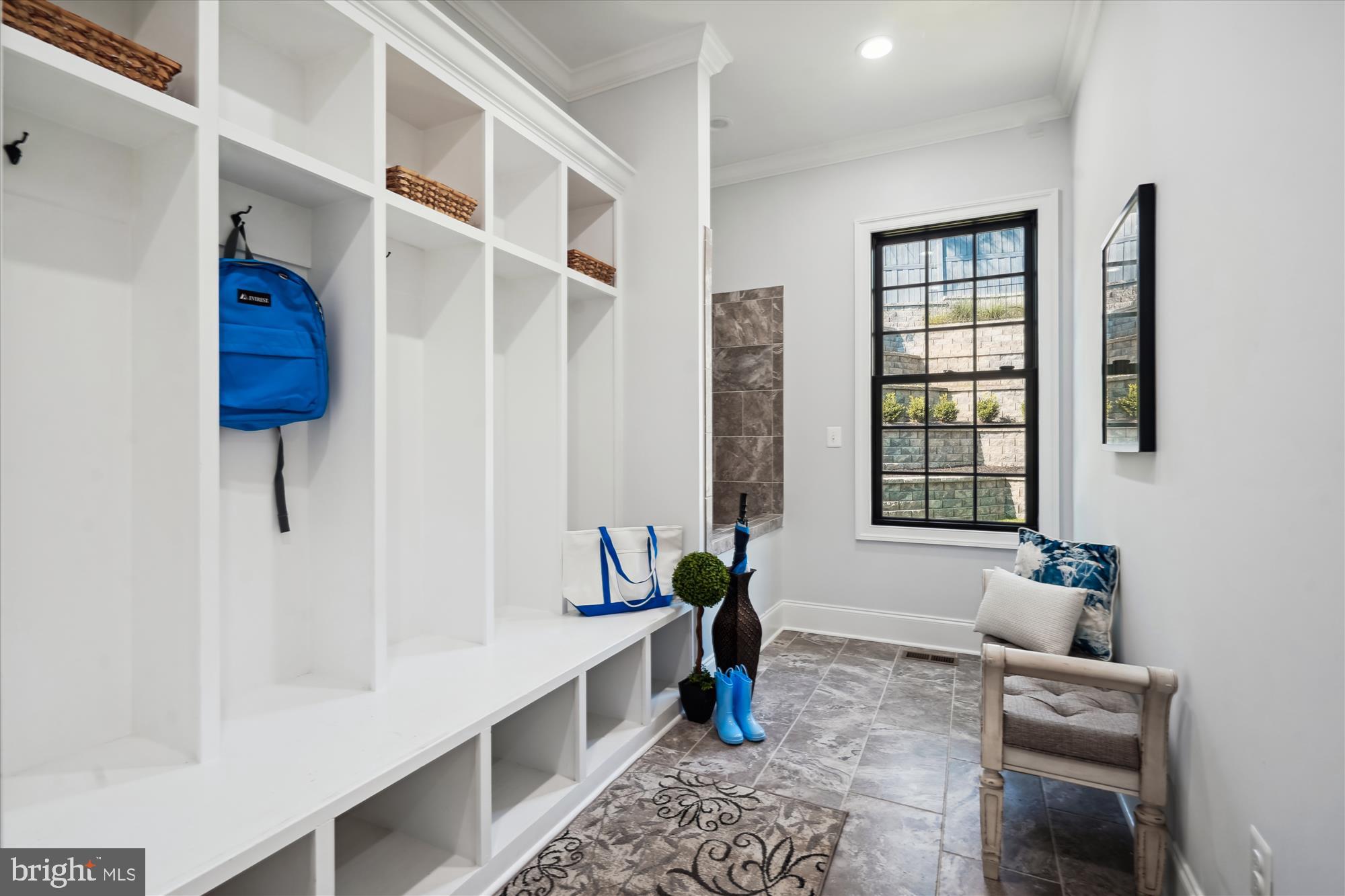 1606 Brookside Road McLean, VA 22101 - Photo 13 of 53 Mud room with dog washing station
