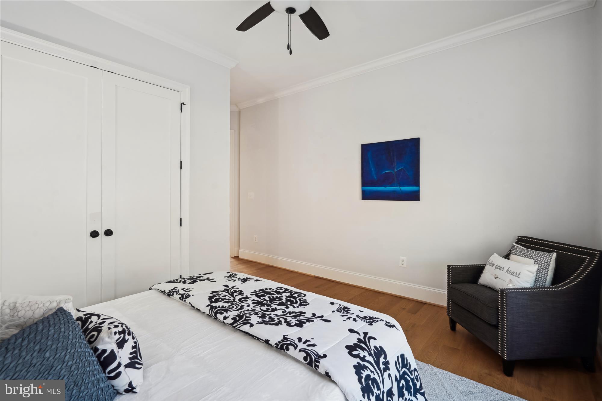 1606 Brookside Road McLean, VA 22101 - Photo 17 of 53 Main level guest bedroom