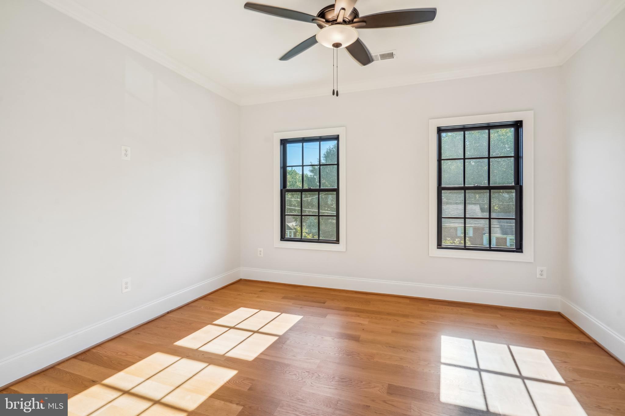 1606 Brookside Road McLean, VA 22101 - Photo 28 of 53 Upper level bedroom #2