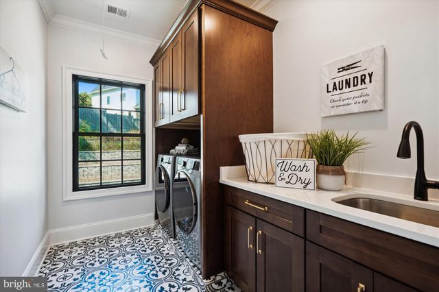 $2,600,000 | 1606 Brookside Road, McLean, VA 22101