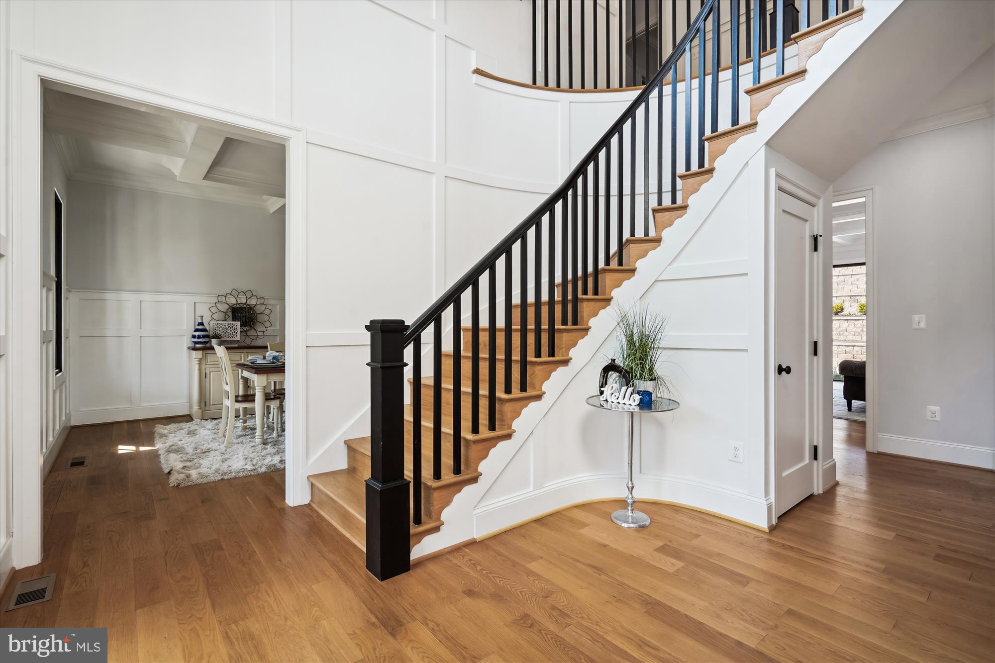 1606 Brookside Road McLean, VA 22101 - Photo 4 of 53 Entrance Foyer