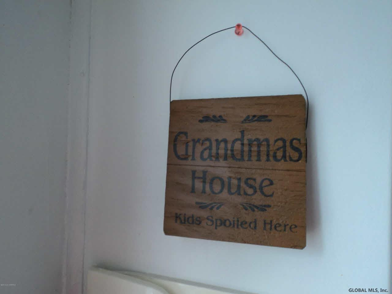 597 Gansevoort Road Moreau, NY 12803 - Photo 5 of 30 Photo 5