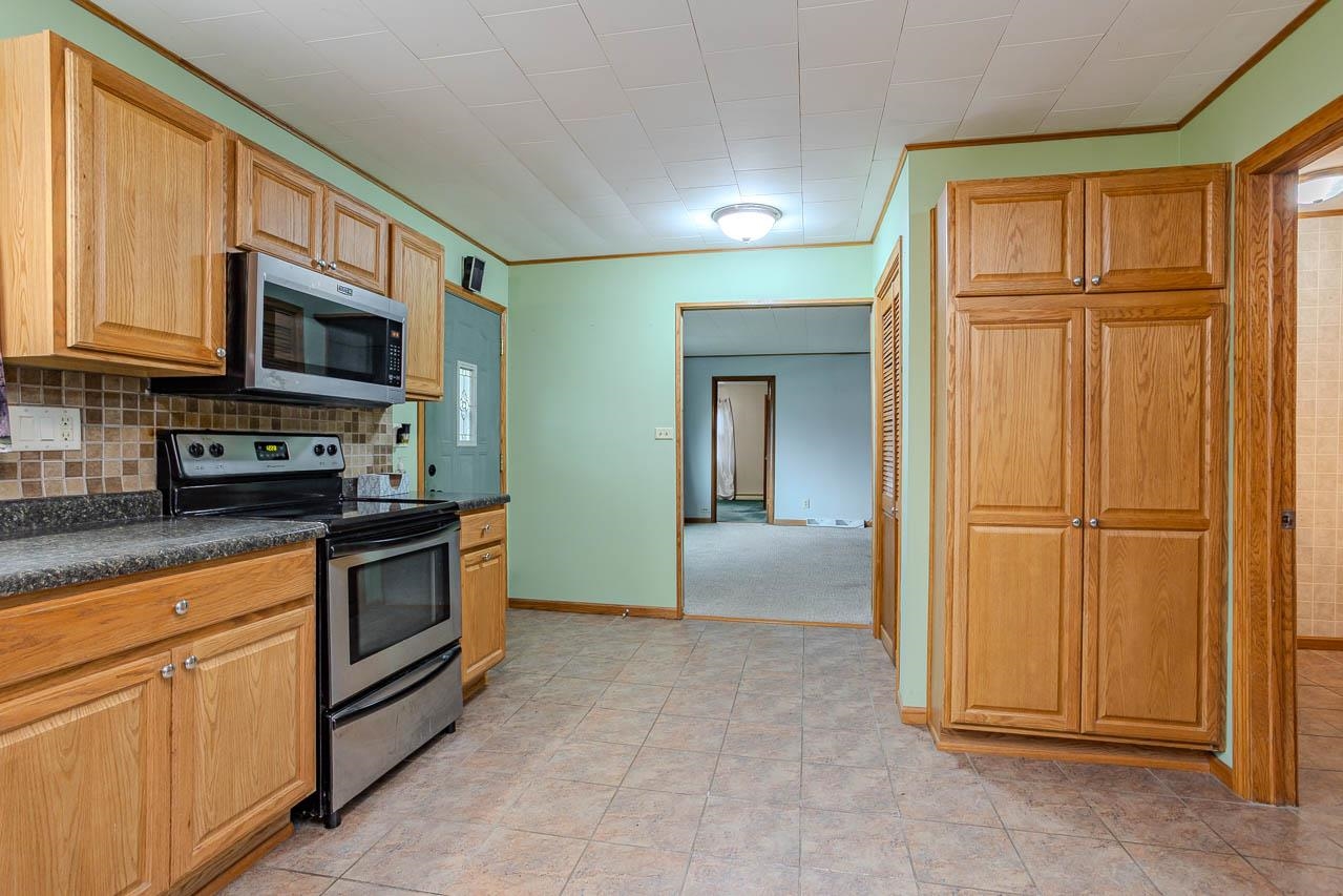 701 Cottage Street Merrill, WI 54452 - Photo 5 of 17