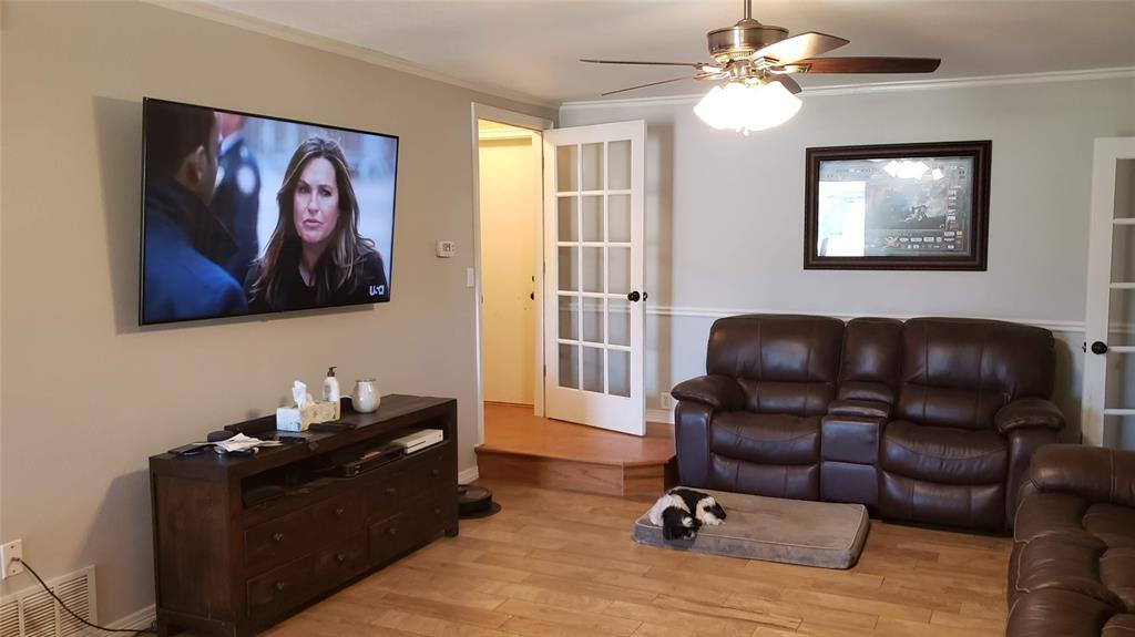 1440 South Keller Road Mineral Wells, TX 76067 - Photo 8 of 24 a living room with furniture and wooden floor