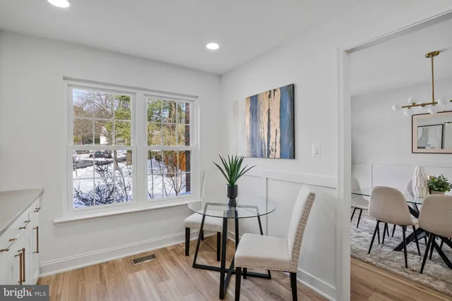 $674,000 | 6143 Green Hollow Court, Springfield, VA 22152