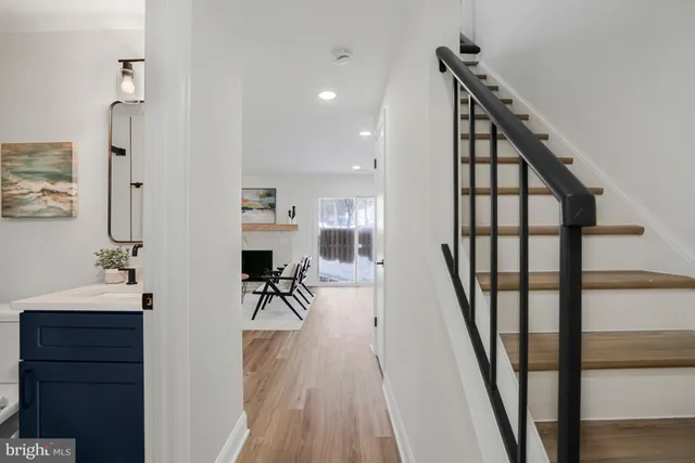 $674,000 | 6143 Green Hollow Court, Springfield, VA 22152