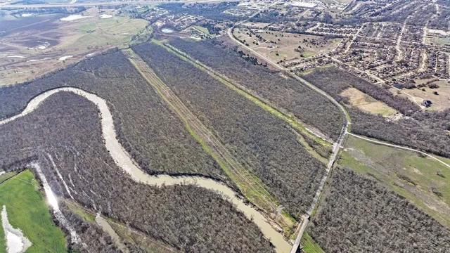 a close up of a shower