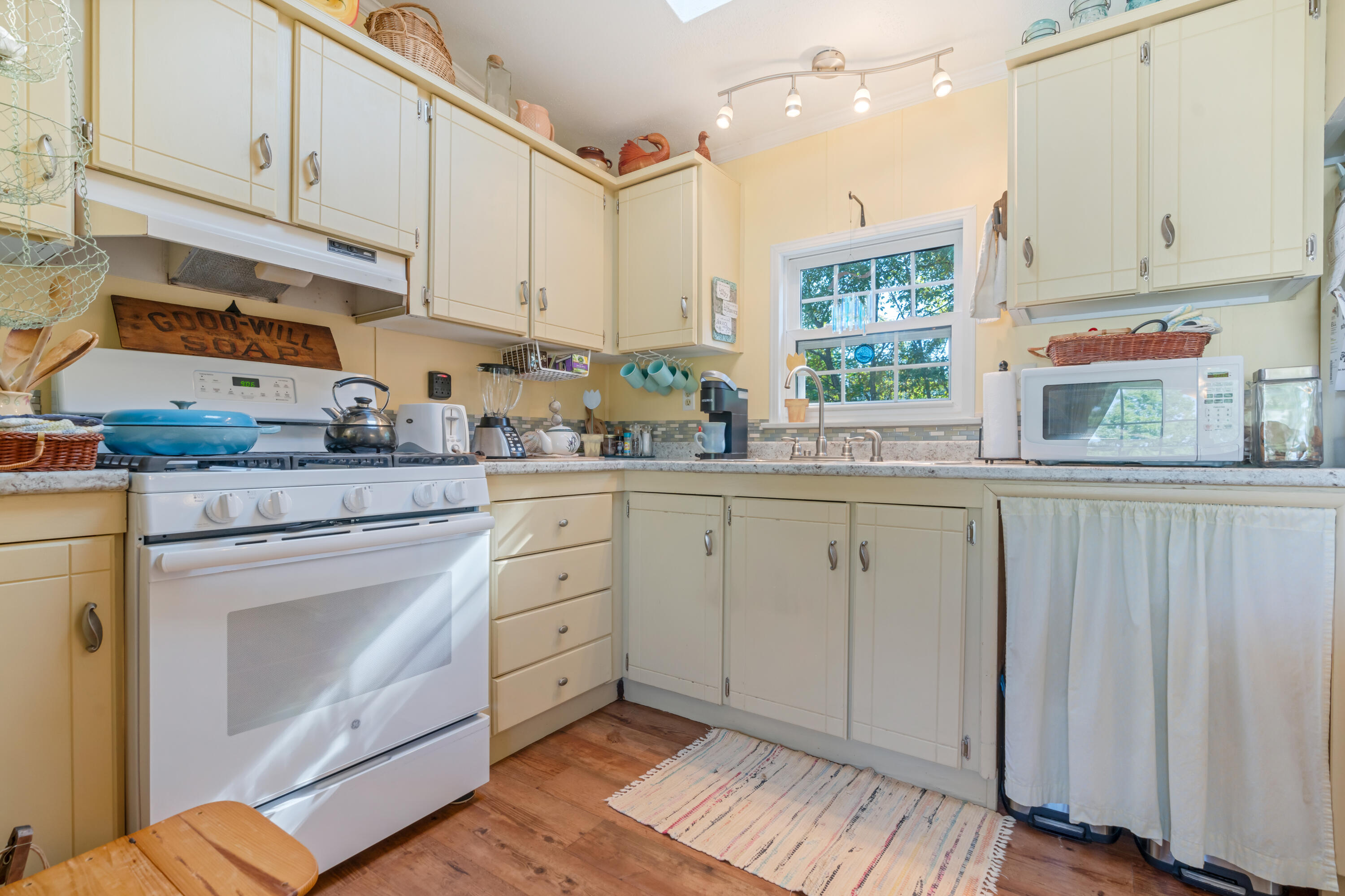 148 West Road Waterboro, ME 04087 - Photo 6 of 21 _DSC0507